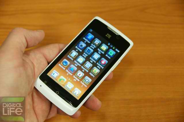 ZTE-BLADE-II_12